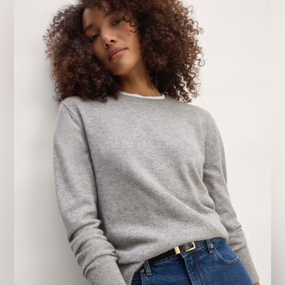 Everlane - The Cashmere Classic Crew Sweater - Cream/Grey - Large - Picture 12 of 15